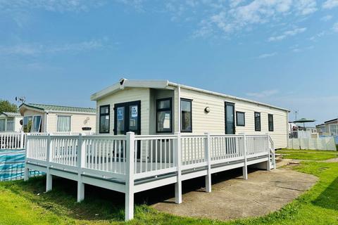3 bedroom static caravan for sale, Seawick Holiday Park