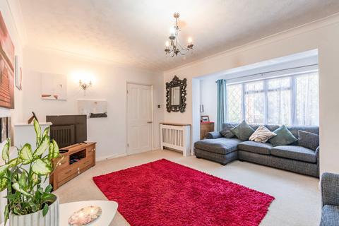 4 bedroom detached house for sale, Weston Way, Surrey GU22