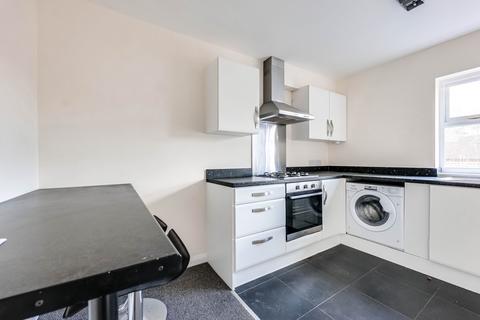 2 bedroom apartment for sale, West Street, Rochford, SS4