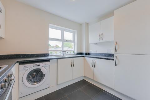 2 bedroom apartment for sale, West Street, Rochford, SS4