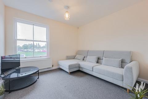 2 bedroom apartment for sale, West Street, Rochford, SS4