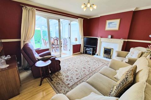 4 bedroom detached house for sale, Hawthorn Close, Brighouse HD6