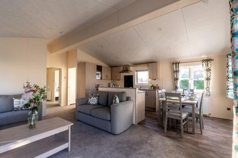 3 bedroom lodge for sale, Solent Breezes Holiday Park