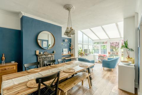 39 Hendre Road, Bristol, BS3 2LP