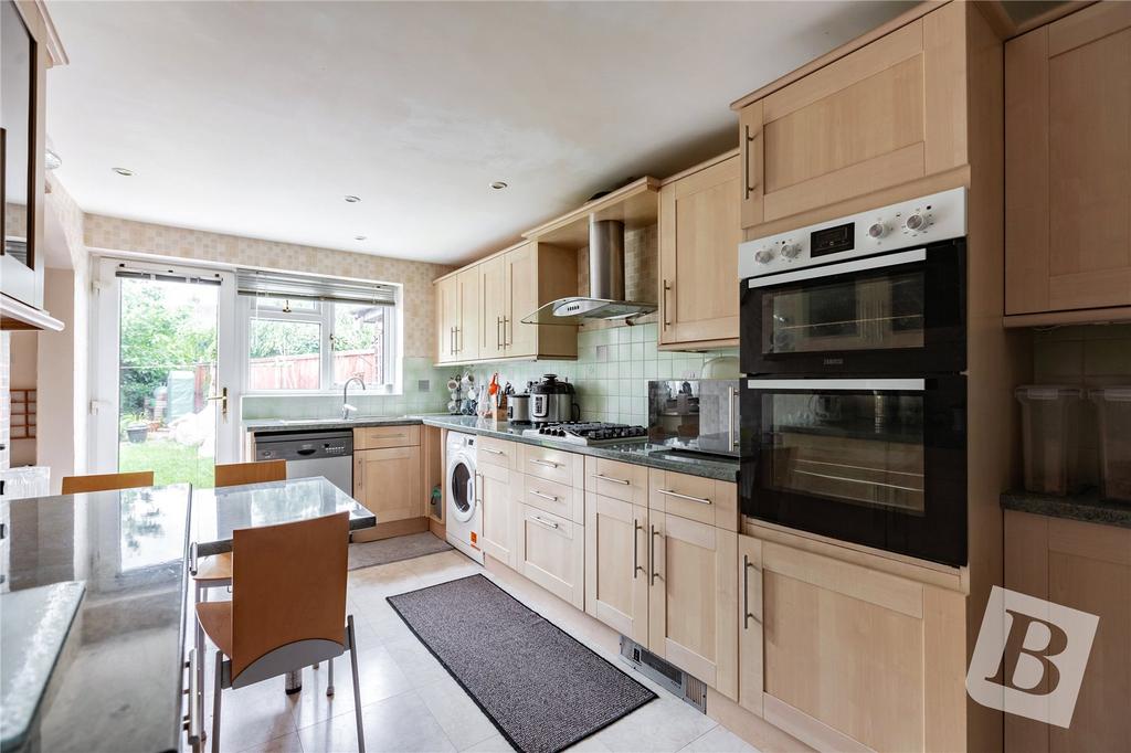 Kitchen/Breakfast Rm