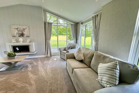 2 bedroom lodge for sale, Ashford, Kent, TN27