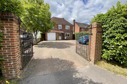4 bedroom detached house for sale, Chiddingly Road, Horam, Heathfield, East Sussex, TN21