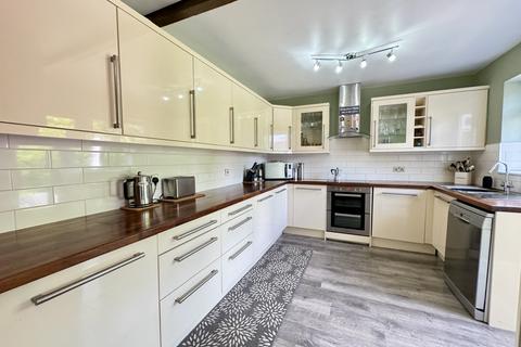 Little Knowle Chiddingly Road, Horam, Heathfield, TN21 0JH