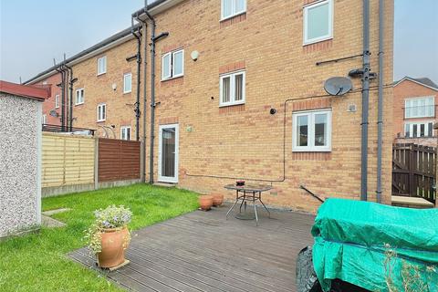 5 Cameron Grove, Eccleshill, Bradford, BD2 3DG
