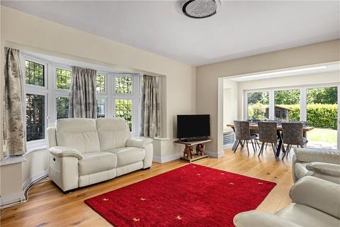 6 Chestnut Drive, Englefield Green, Egham, TW20 0BJ