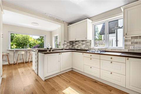 6 Chestnut Drive, Englefield Green, Egham, TW20 0BJ