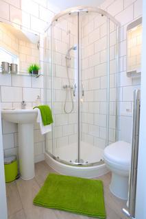 undefined, Tavistock Street, Luton, Bedfordshire, LU1 3UT
