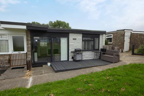 2 bedroom chalet for sale, Sandown Bay Holiday Centre, Sandown, Isle of Wight