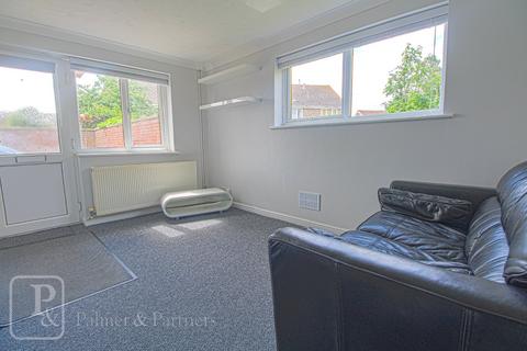 1 bedroom semi-detached house to rent, Henrietta Close, Wivenhoe, Colchester, Essex, CO7