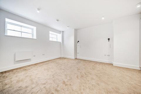 1 bedroom apartment to rent, Mitcham Lane London SW16