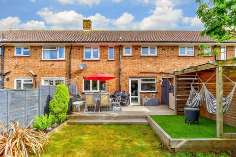 48 Belloc Road, Wick, Littlehampton, BN17 7EZ