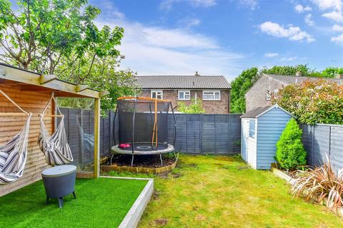 48 Belloc Road, Wick, Littlehampton, BN17 7EZ