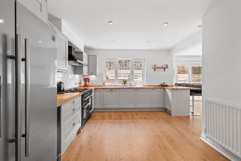 7 Stane Brae, Stewarton, Kilmarnock, KA3 5GZ