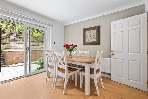 7 Stane Brae, Stewarton, Kilmarnock, KA3 5GZ