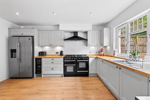 7 Stane Brae, Stewarton, Kilmarnock, KA3 5GZ