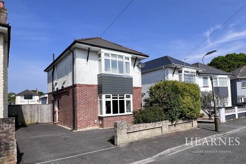3 bedroom detached house for sale, Barnes Crescent, Bournemouth, BH10