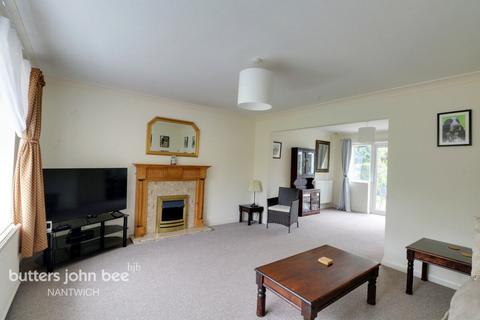 3 bedroom detached house for sale, St Chads Close, Nantwich