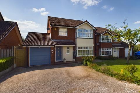 4 bedroom detached house for sale, St. Michaels Way, Steeple Claydon