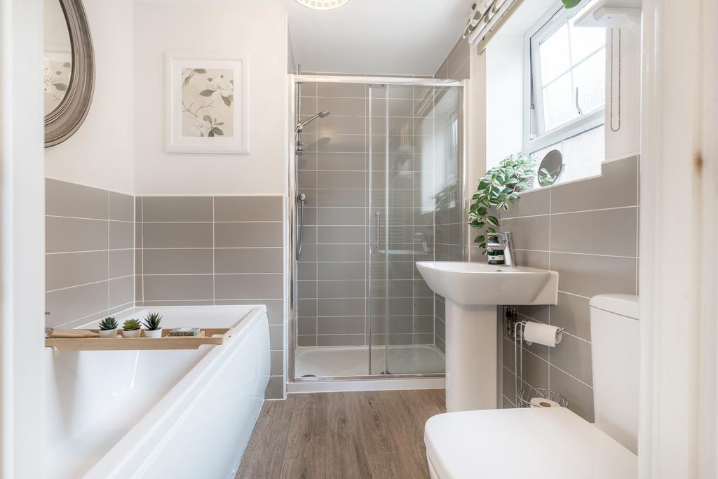 Ensuite Shower Room
