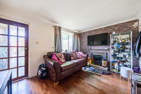 2 bedroom end of terrace house for sale, Hampden Close, North Weald, Epping