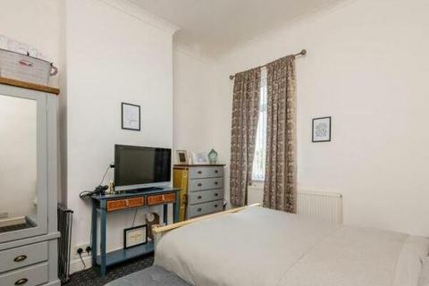 2 bedroom terraced house for sale, Painthorpe Lane, Crigglestone, Wakefield, WF4