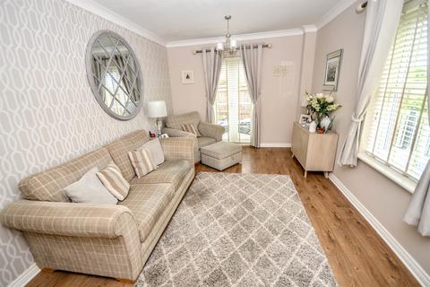 3 bedroom end of terrace house for sale, Sea Winnings Way, South Shields