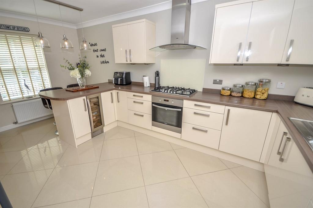 Kitchen Diner