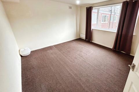 1 bedroom flat to rent, Brantingham Road, Manchester, Greater Manchester, M16