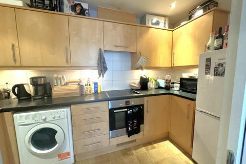 undefined, Farnburn Avenue, Slough, Berkshire, SL1