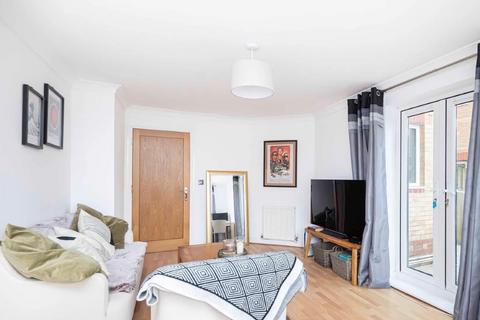 2 bedroom flat for sale, Flat 2 Seashells, 17 Studland Road, Alum Chine, Bournemouth, Dorset, BH4 8HZ