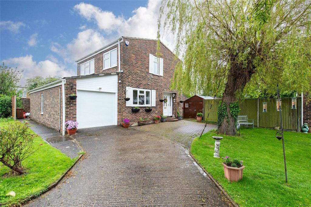 Christmas Lane, High Halstow... 4 bed detached house for sale £525,000