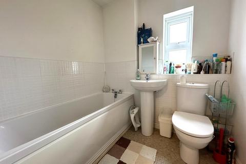 80 Thames Way, Hilton, Derby, DE65 5NB