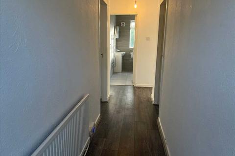 2 bedroom apartment to rent, Dennis Gardens, Stanmore, HA7