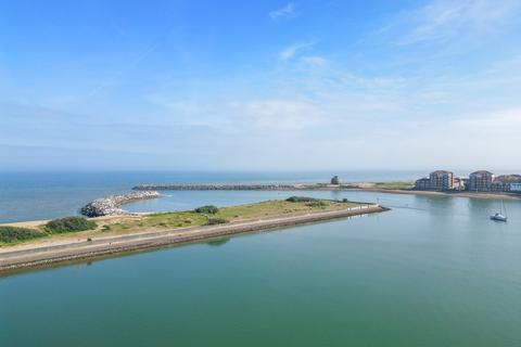 3 bedroom penthouse for sale, 3 Midway Quay, Eastbourne BN23