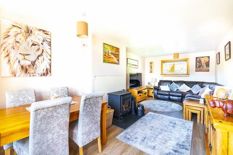25 Inver Park, Lochinver, Lairg, IV27 4LN