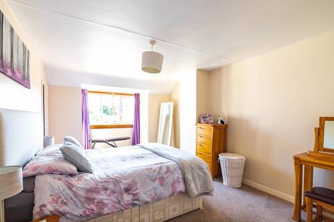 25 Inver Park, Lochinver, Lairg, IV27 4LN