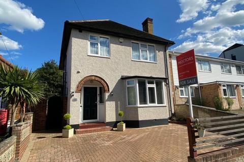 3 bedroom detached house for sale, Minster Road, Bromley BR1