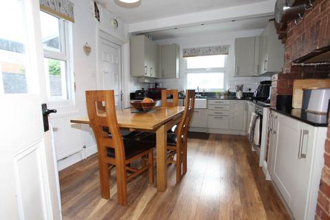 56 Hatfield Road, Potters Bar, EN6 1HT