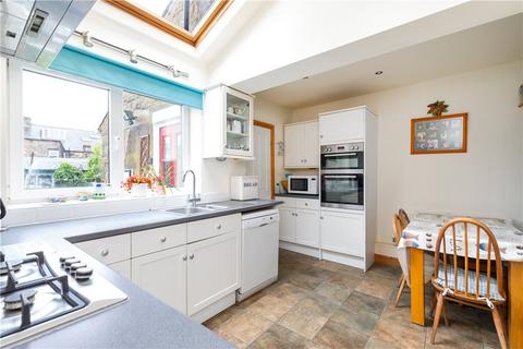 12 Bridge Avenue, Otley, LS21 2AA