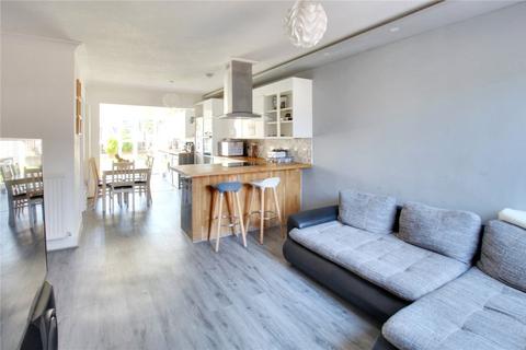 16 Fairways, Norwich, NR6 5PN