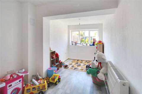 16 Fairways, Norwich, NR6 5PN