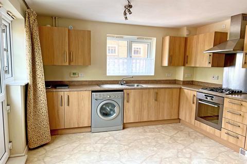 2 bedroom flat for sale, Pulborough, West Sussex RH20