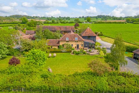 3 bedroom barn conversion for sale, Forest Lane Hanbury Bromsgrove, Worcestershire, B60 4HT