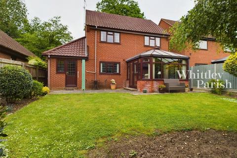 4 bedroom detached house for sale, Roydon Road, Diss