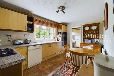 4 bedroom detached house for sale, Roydon Road, Diss